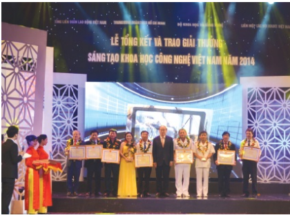 Lễ trao giải thưởng Khoa học và Kỹ thuật Việt Nam 2014